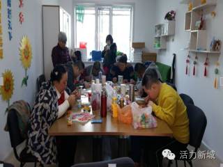 社区动态1.“安全不能等待，生命不能重来”——光华街社区消防安全知识讲座2.迎新路街道新春社区志愿者走进智障儿童阳光工厂