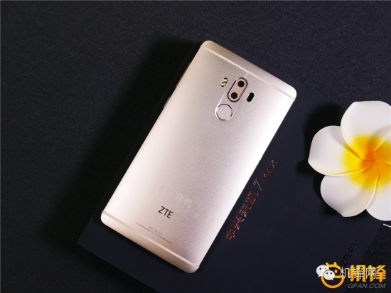 中兴天机7max吃鸡,中兴天机axon7max参数