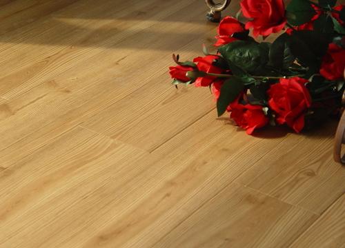 北美枫情地板环保吗,北美枫情地板多少钱一平