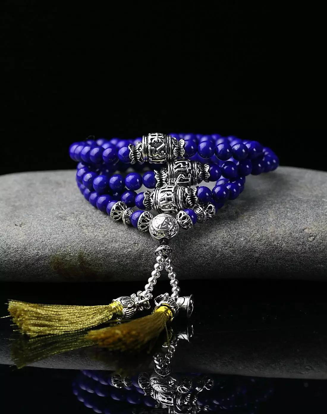 珠宝界硬度极低宝石大盘点,珠宝大牌与青金石