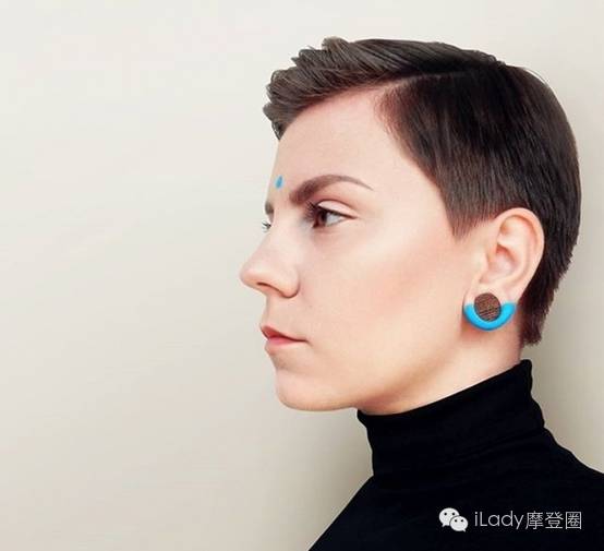 刷屏这么久,“耳妆”到底是个什么鬼?