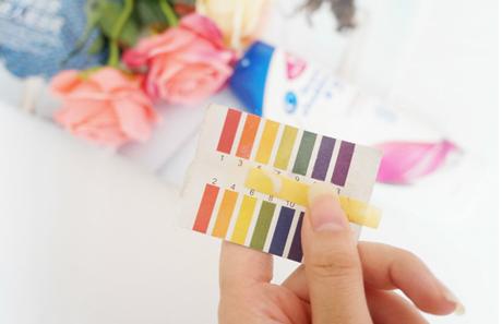 青春期女生脸上长痘痘如何护理,脸上长痘痘正确护理方法