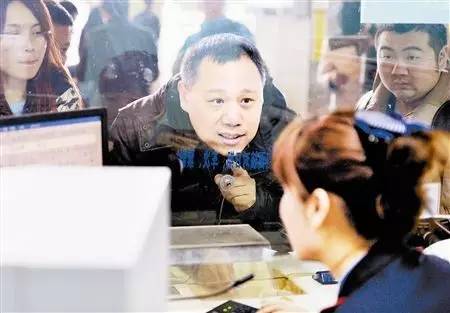 售票员艰辛,光鲜亮丽的明星背后心酸