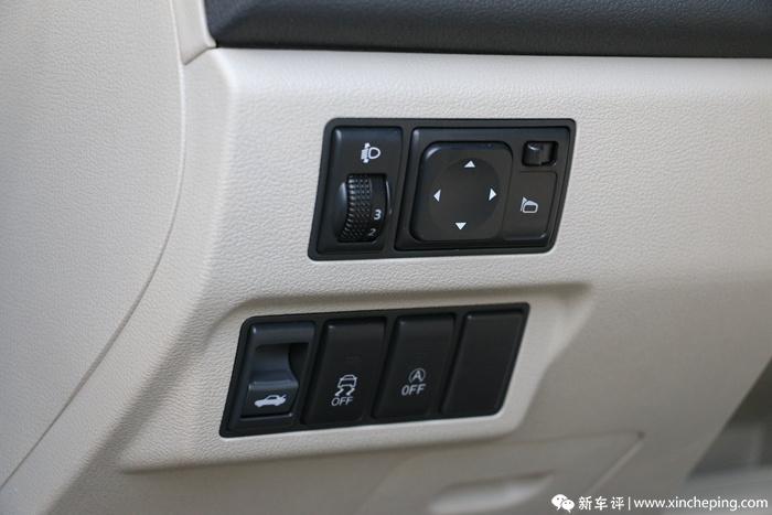 16款东风风神a60手动尊贵版,2016年东风风神a601.6自动豪华版