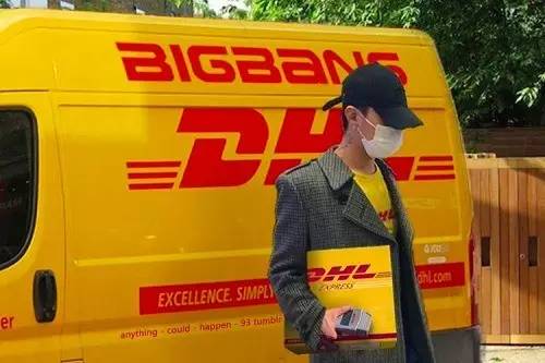 人家说你穿衣服可潮流你咋回答,今年大火的这件单品你真的会穿吗