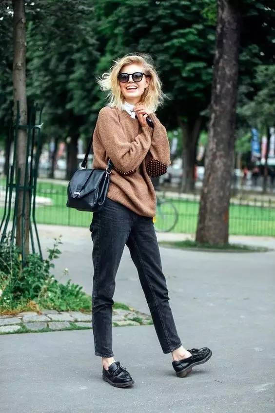 长款旧毛衣改造的最新妙招,旧毛衣不要丢一招教你变废为宝