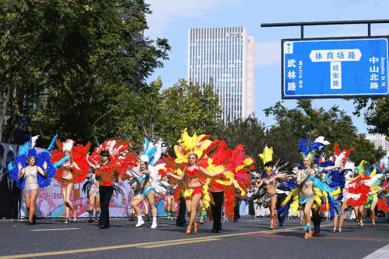 你发现今年“剁手”的最大不同吗?懂的人今天在杭州分一个亿!