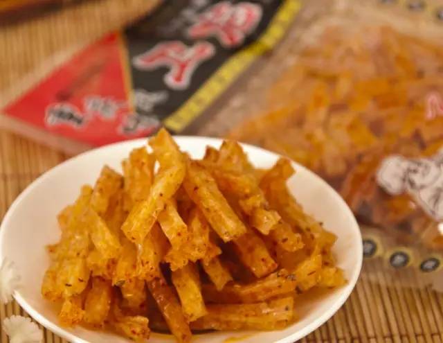 怎么背着父母偷吃零食,盘点你领着爸妈吃过的垃圾食品