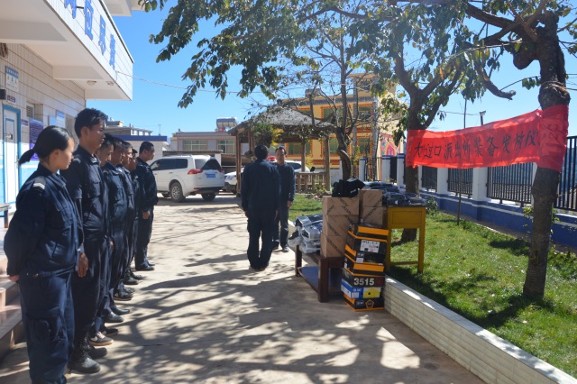 「平安二号·百日攻坚」装备发放促规范从优待警暖人心