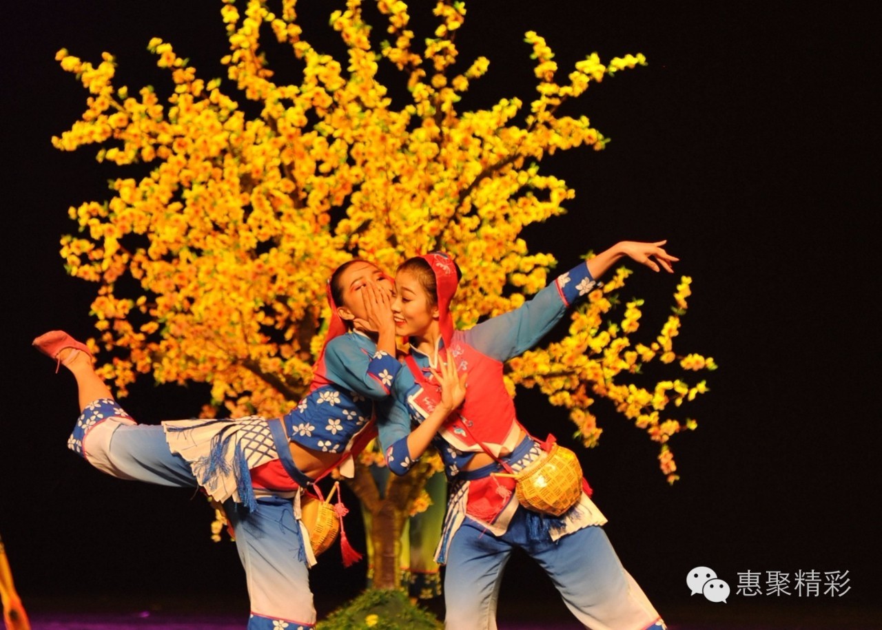 震撼，26个英文字母里竟然隐藏着惠山文体元素！