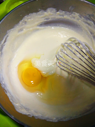 芝士千层蛋糕测评,轻芝士蛋糕重芝士蛋糕哪个好吃