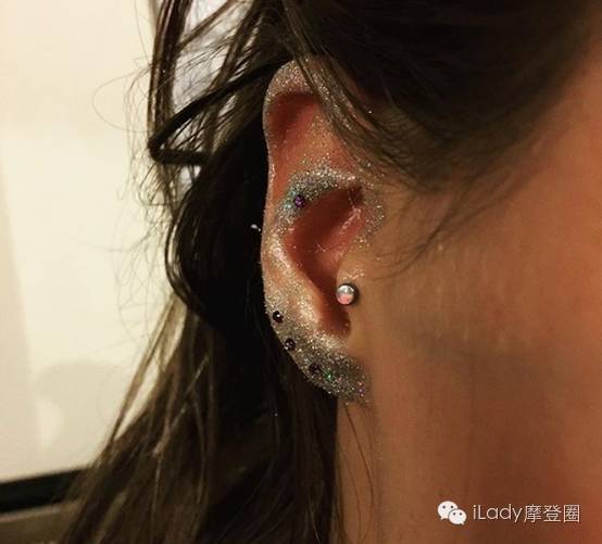 刷屏这么久,“耳妆”到底是个什么鬼?