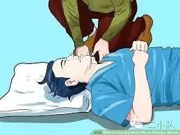 惊厥癫痫怎么才能控制发作,癫痫病发作时的惊厥怎么办