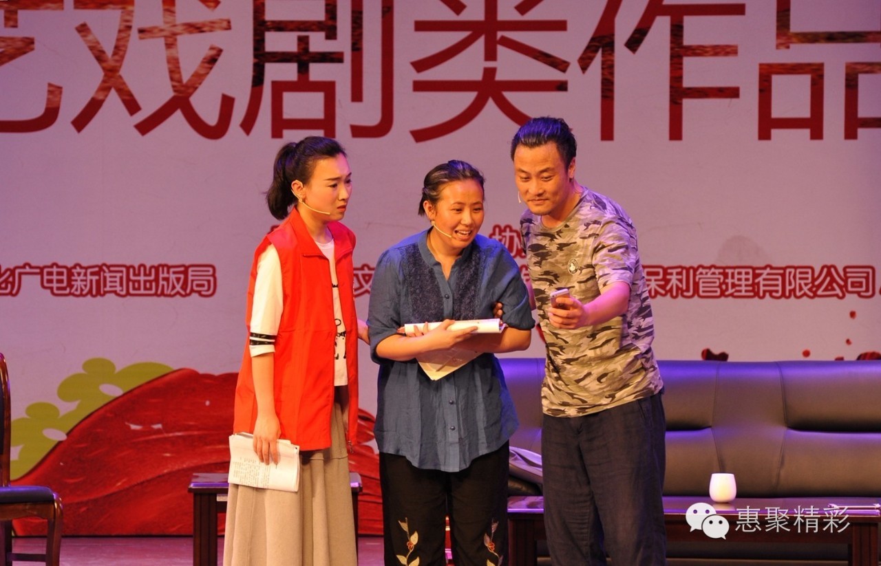 震撼，26个英文字母里竟然隐藏着惠山文体元素！