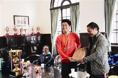 杭二中考上清华北大占比,杭二中钱江