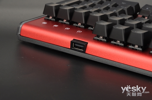 法拉利红色,k600机械键盘怎么样