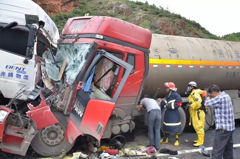 我国危化品运输事故的原因有哪些,危化品运输事故率分析