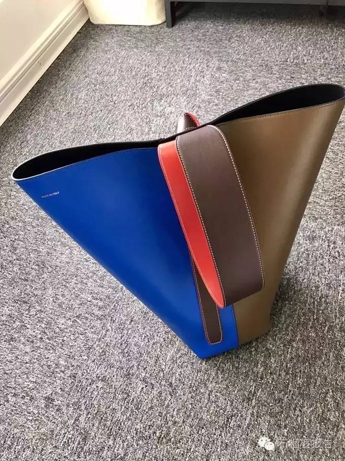 读者来稿｜年底买包，大牌需要新思路