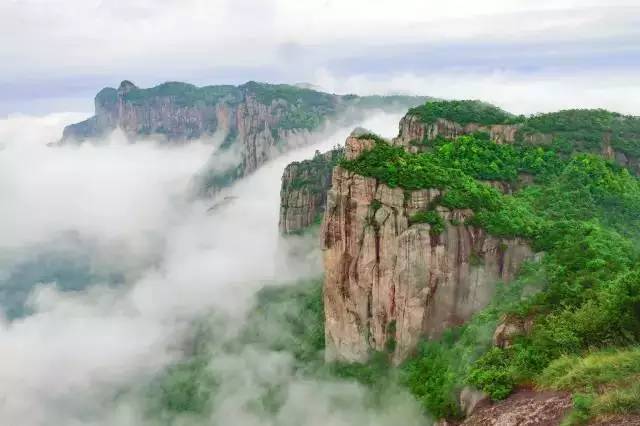 中国自驾游第一条网红公路是哪个,一条途经六条网红公路的自驾之旅
