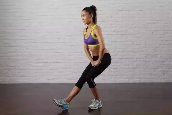 健身拉伸的正确方法和注意事项,健身拉伸的正确方式