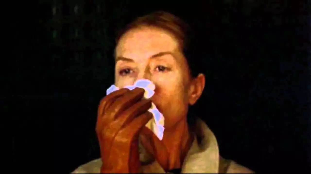 电影|《钢琴教师》里伊莎贝尔·于佩尔的寻常