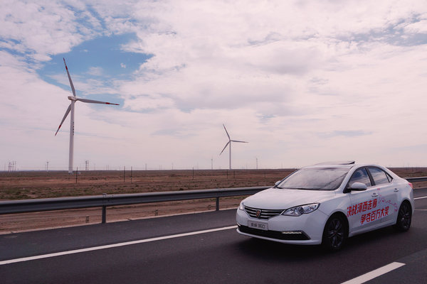 荣威360怎么看油能跑多少公里,荣威360变速箱油多少公里换