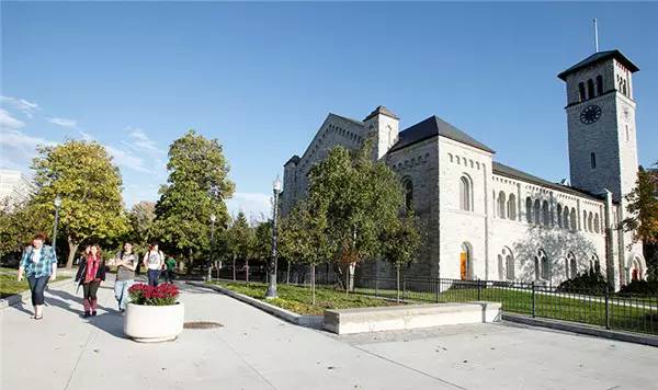 最新鲜！加拿大哪些大学最靠谱？谁实力碾压全场，谁憋屈不服只能垫底，这结果也是有点没想到！