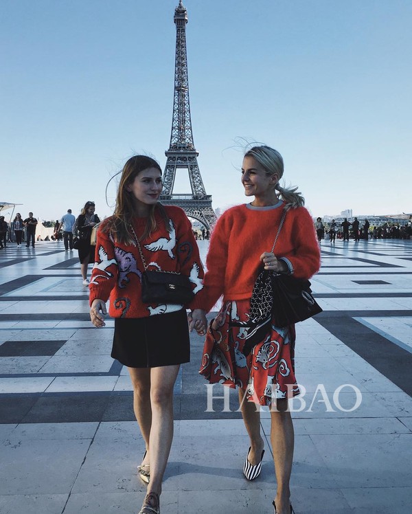 你眼中的基本款毛衣，谁实话还是挺重要的！街拍打卡，原来人人都爱穿这样的毛衣……