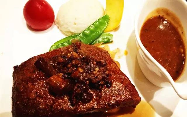 每天开足12个钟，一个月卖出15000份牛排，常州这家西餐厅让你吃到扶墙！