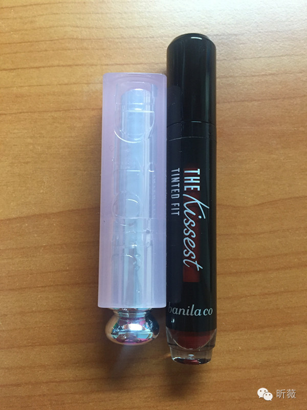 「倒包行动」快来跟橙妹围观女明星包包里的秘密~