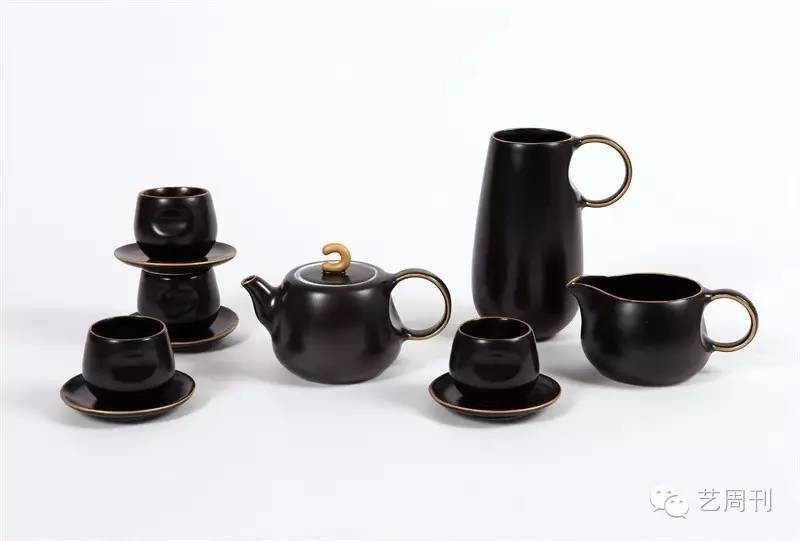 设计一款陶瓷用具,设计新颖的家居用品