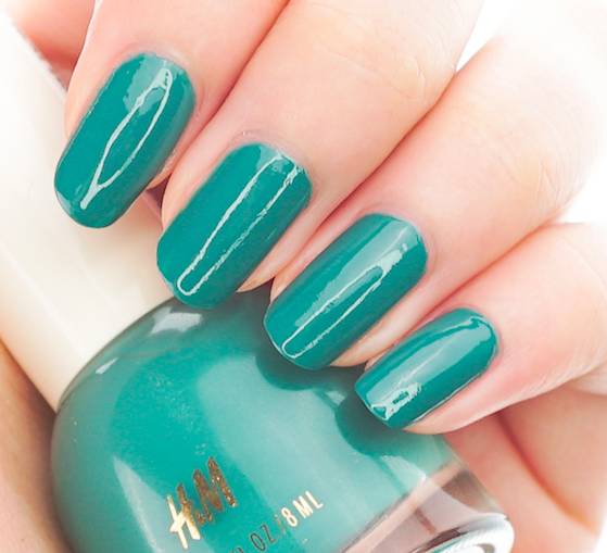 HM指甲油试色|比起丑炸天的衣服,它家指甲油美到惊人