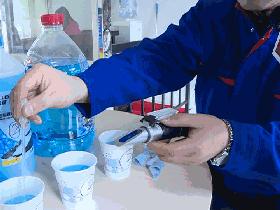 玻璃水冻住可以加热防冻玻璃水么,防冻玻璃水冻住了最快的解决办法