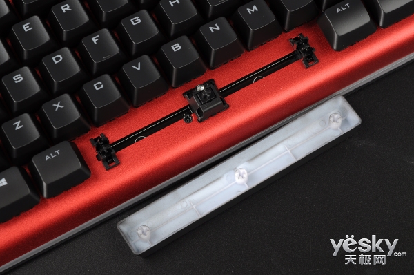 法拉利红色,k600机械键盘怎么样