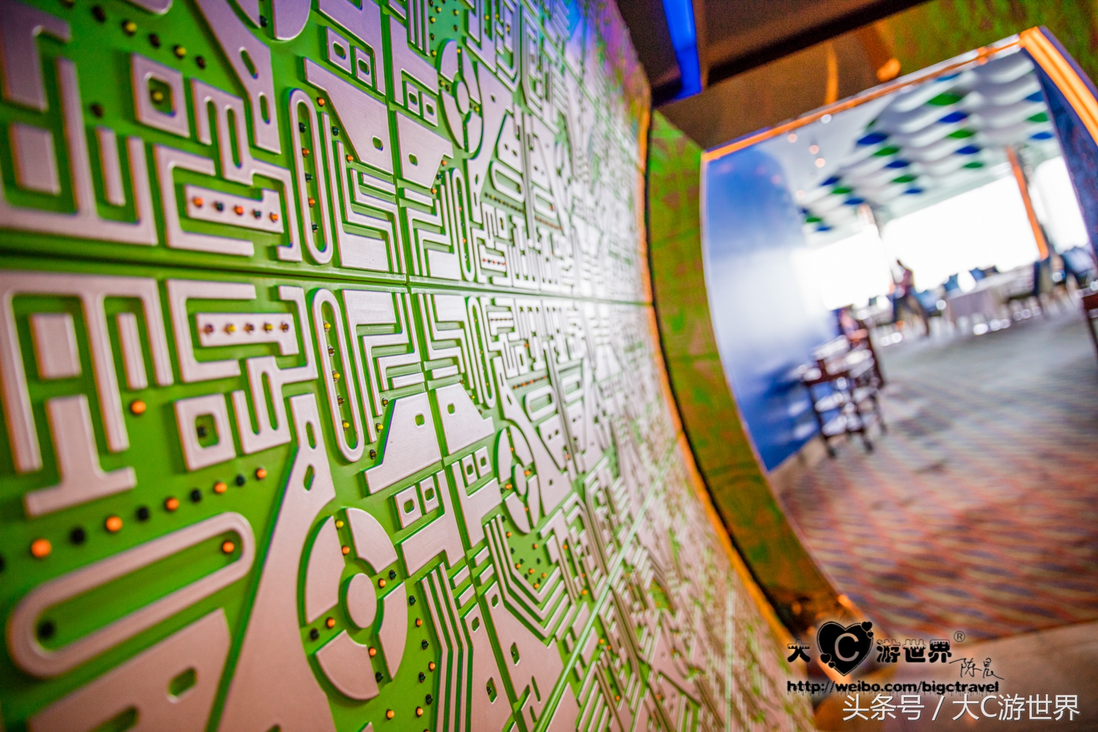 旅游的中国夫妻住迪拜帆船酒店,住迪拜帆船酒店攻略