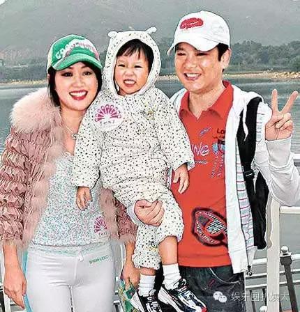 陈法蓉当面训斥梁小冰?老牌港姐撕逼居然只是为了一件外套!