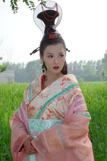 王昭君李彩桦版电视剧全集,王昭君李彩桦30集