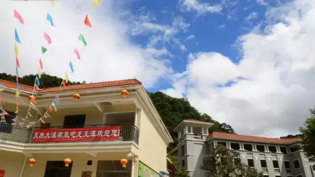 七星伴月在哪,七星伴月在哪里