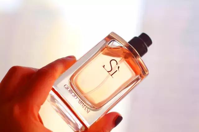 最撩人的香水沐浴露,啥香水清新淡香持久撩人