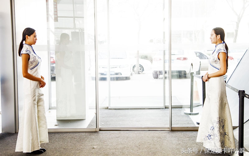 保定轩宇鑫悦奥迪竞秀区,高档红酒品鉴欣赏