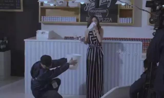 吃饭时直播,睡觉时赶路,《微能力者》校园宣传使出微能力!