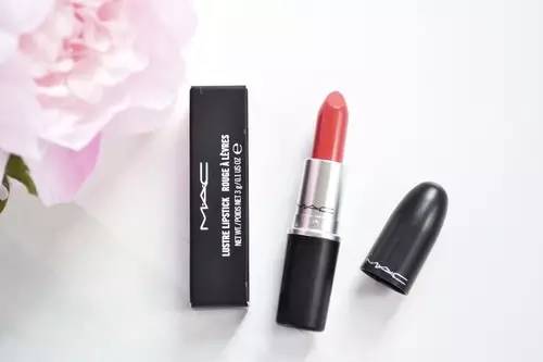 秋冬显白橘调口红,最新款色号口红女神必备