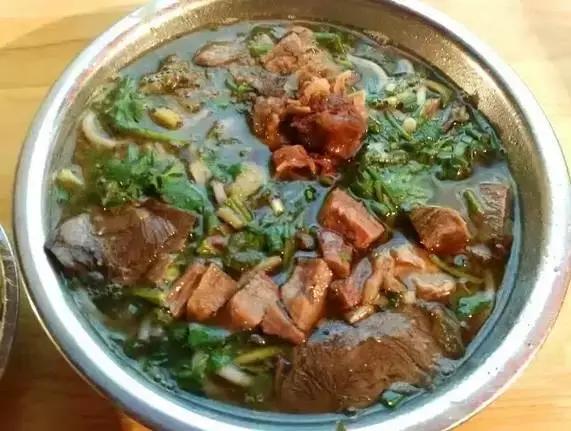 贵阳的冬天象春天一样暖和,贵阳的冬天只需要一场雨