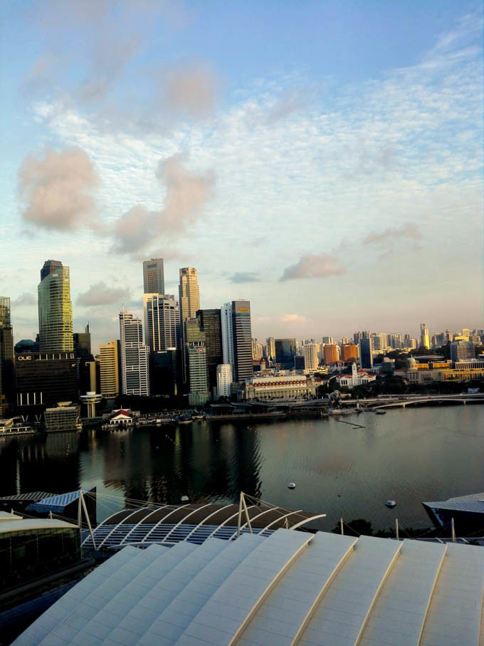 去新加坡,如果你有预算,建议至少去金沙酒店住一晚