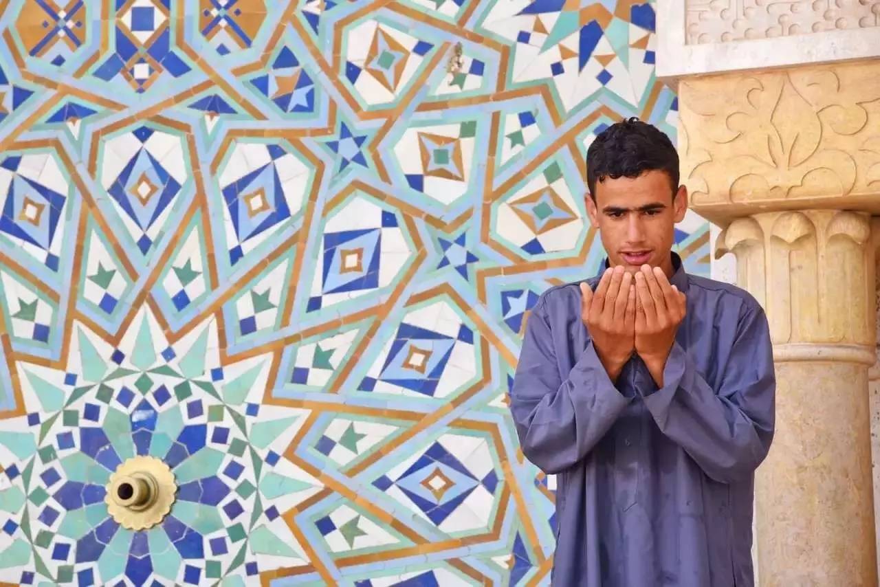 谁在美化美国,谁在美化齐淑芳