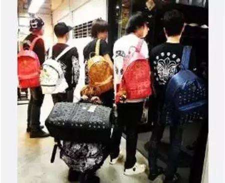 鹿晗张艺兴cp视频,鹿晗和张艺兴都是exo成员吗