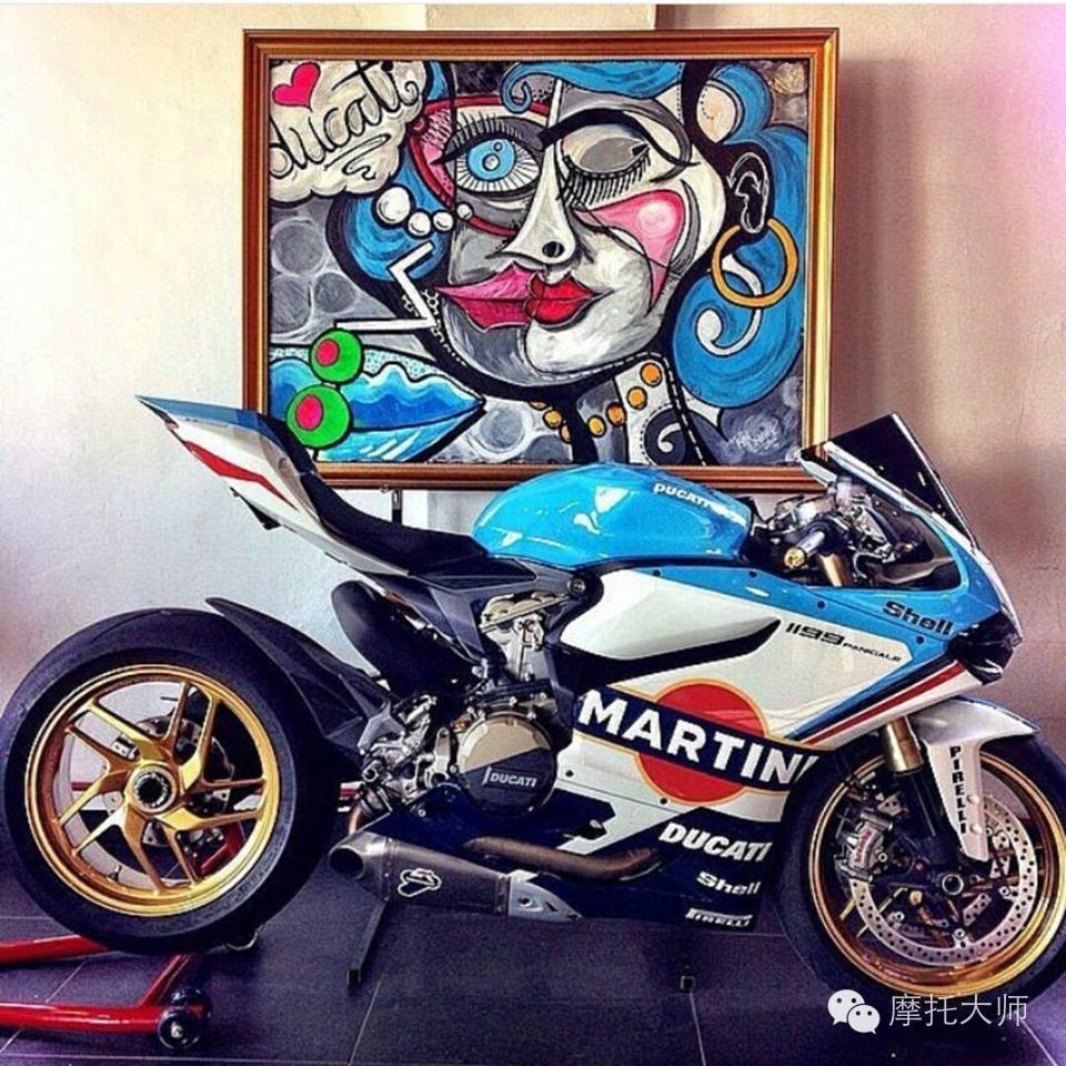 女生都喜欢杜卡迪吗,现实中遇见杜卡迪