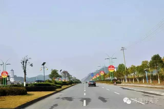 一家四口亚欧自驾游,一家四口全球旅游