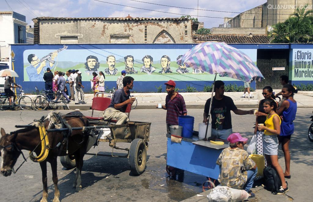 卡斯特罗豪购百万台中国*彩大**电,古巴人民每两家分一台