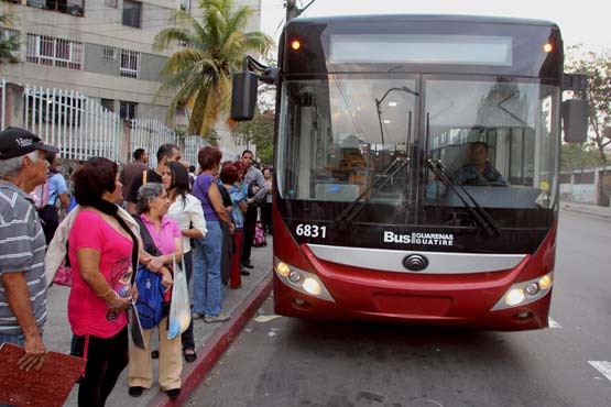 卡斯特罗豪购百万台中国*彩大**电,古巴人民每两家分一台